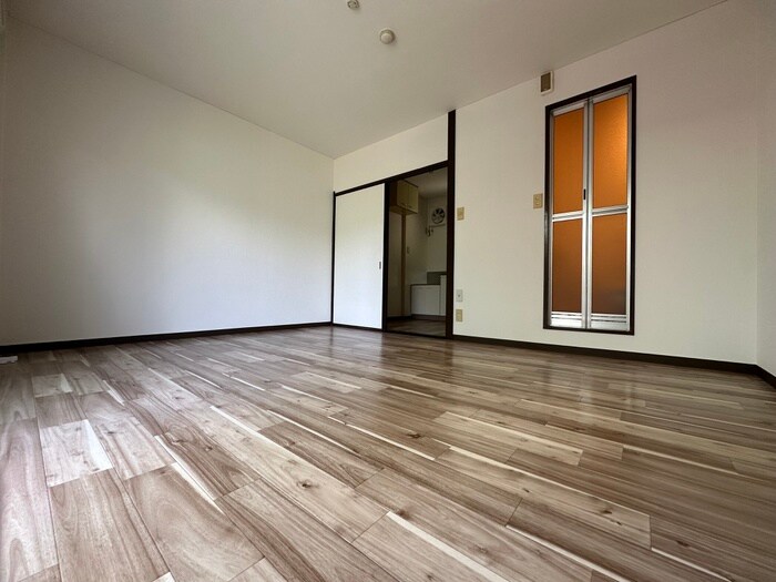 物件内観写真12　(居室)