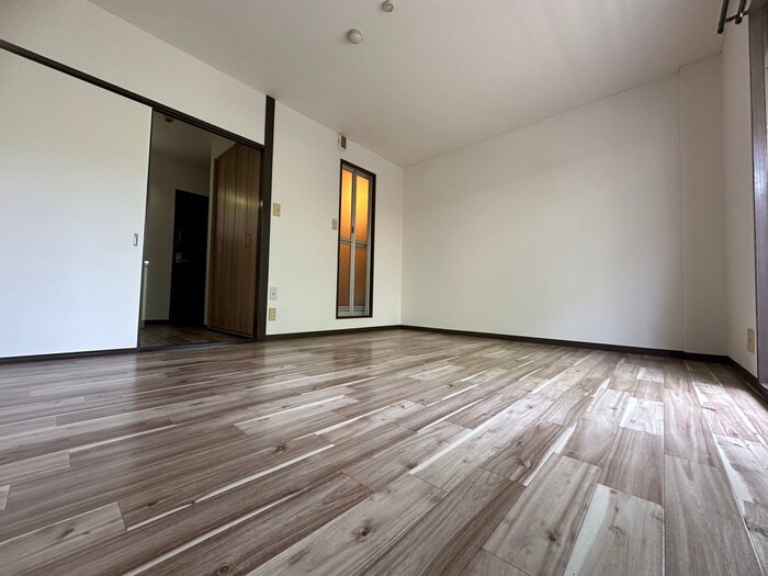 物件内観写真13　(居室)