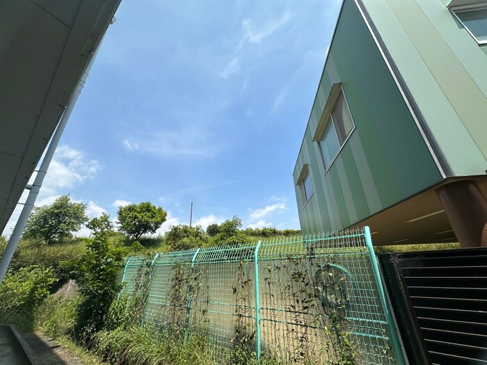 物件内観写真18　(室内からの展望)