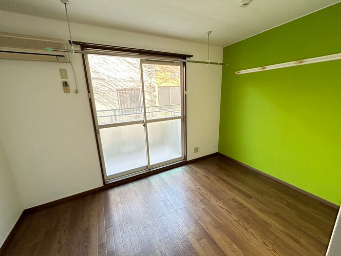 物件内観写真8　(居室)