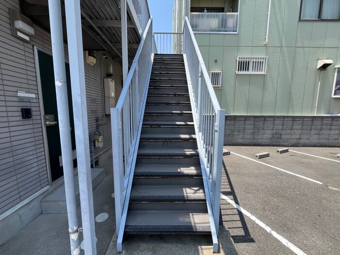 物件外観写真5　(外観写真)