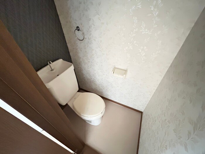物件内観写真10　(トイレ)