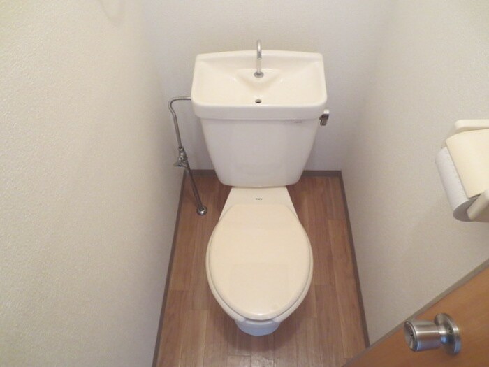 物件内観写真17　(トイレ)