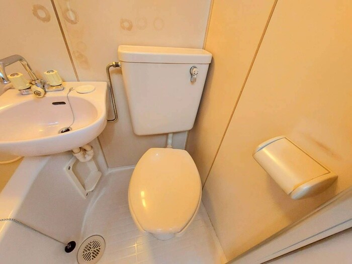 物件内観写真11　(トイレ)