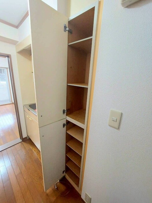 物件内観写真15　(靴箱)