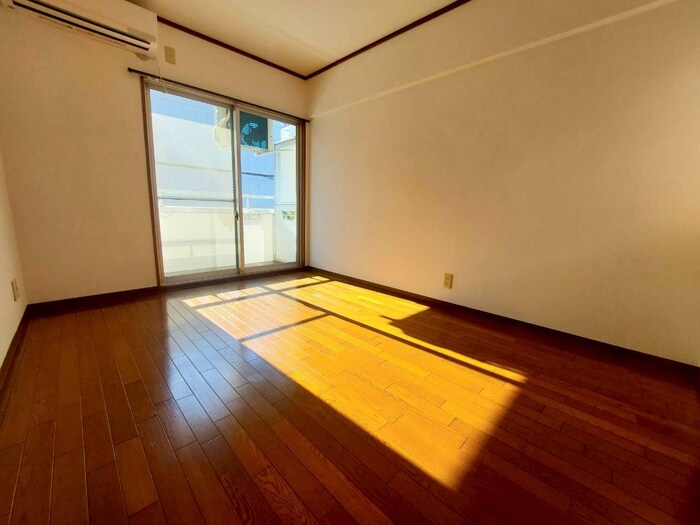 物件内観写真21　(居室)