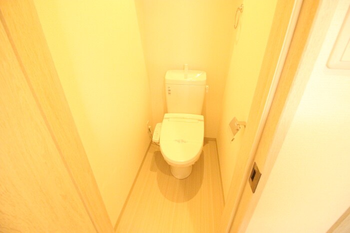 物件内観写真14　(トイレ)