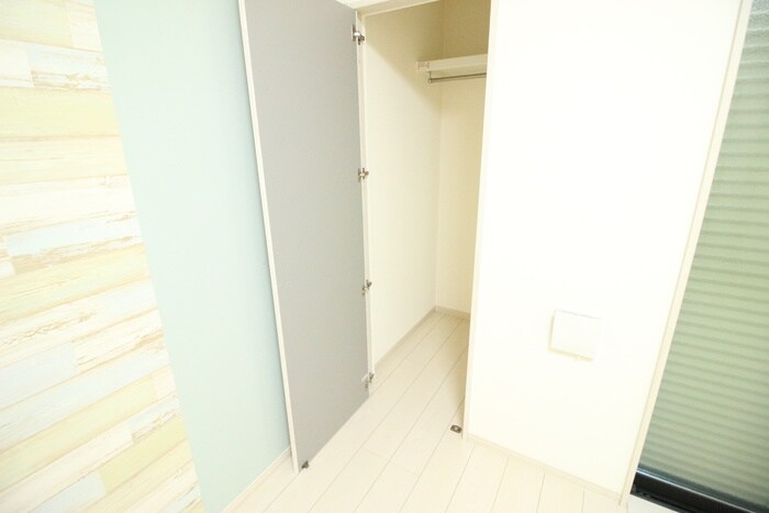 物件内観写真16　(収納)