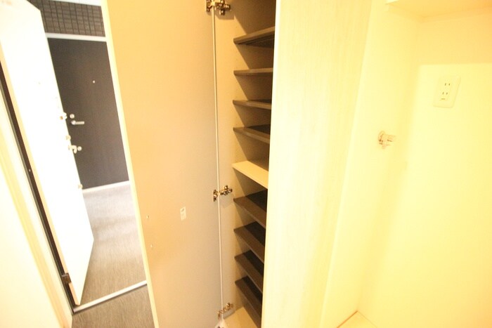 物件内観写真17　(靴箱)