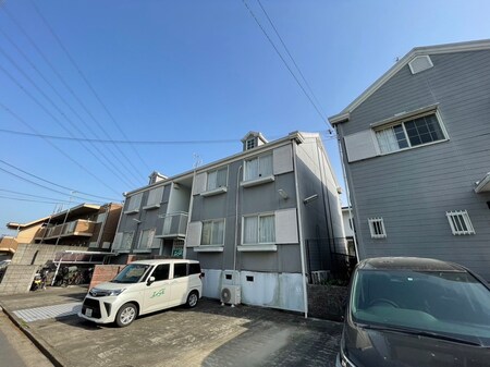 パ－クハイツ楠葉Ａ棟外観写真