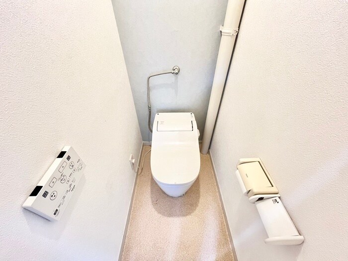 物件内観写真14　(トイレ)