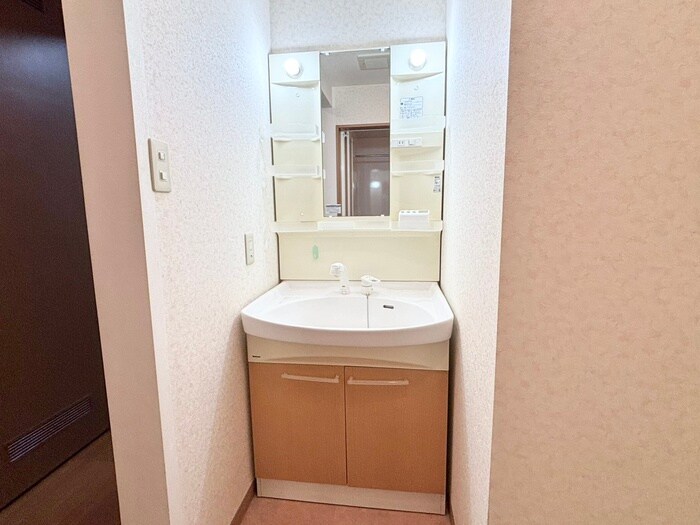 物件内観写真12　(洗面)