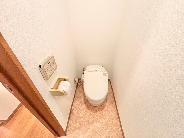 物件内観写真12　(トイレ)