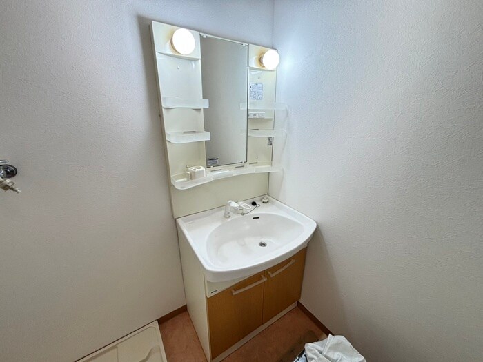 物件内観写真13　(洗面)