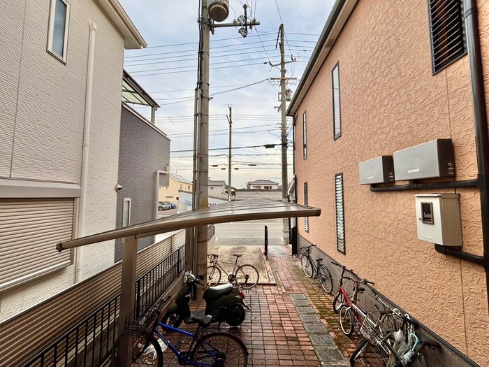 物件内観写真22　(室内からの展望)