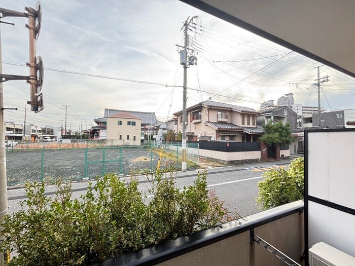 物件内観写真22　(室内からの展望)