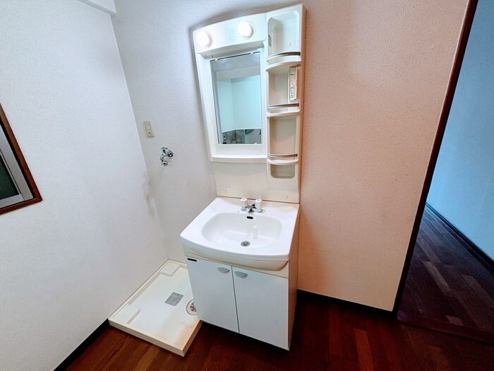 物件内観写真12　(洗面)