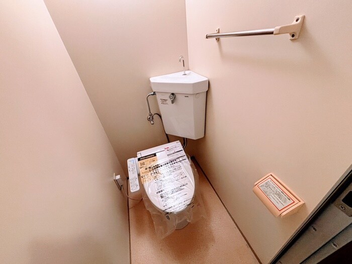 物件内観写真14　(トイレ)