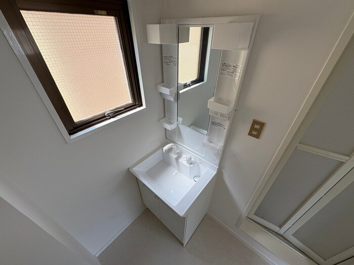 物件内観写真13　(洗面)