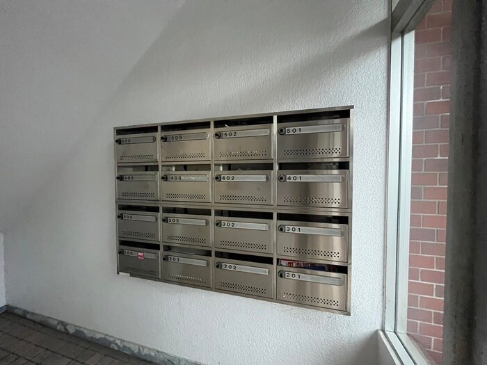 物件外観写真4　(建物設備)