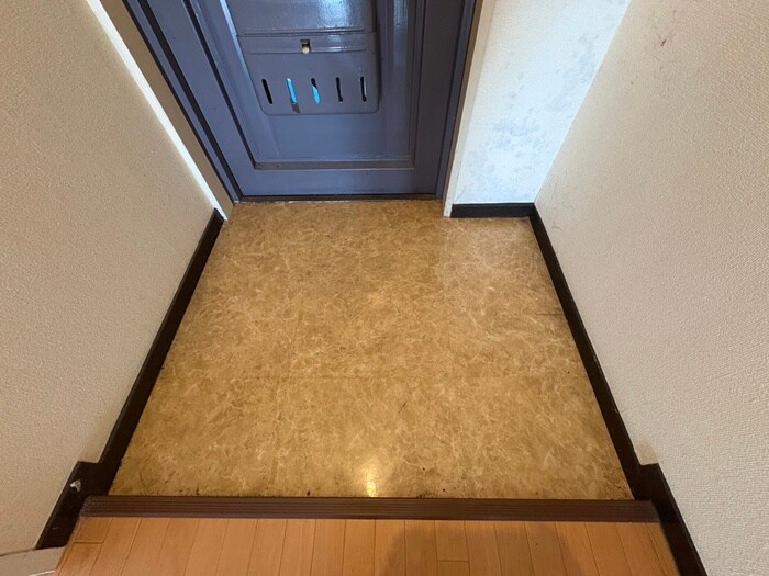 物件内観写真20　(玄関)