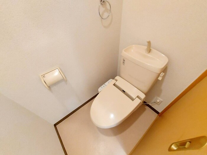 物件内観写真15　(トイレ)