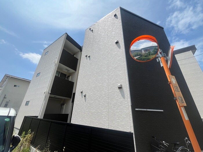 物件外観写真2　(外観写真)