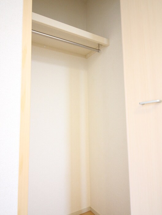 物件内観写真9　(収納)