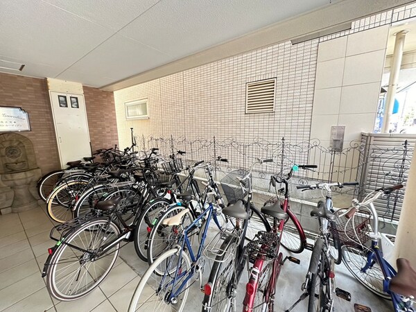 駐輪場