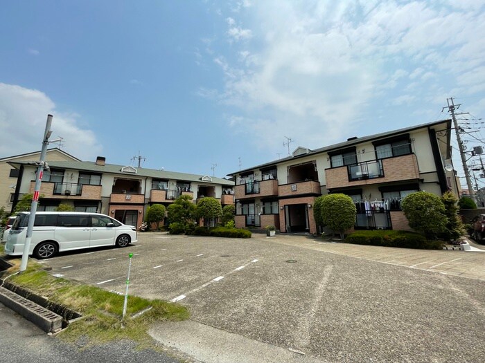 物件外観写真6　(外観写真)