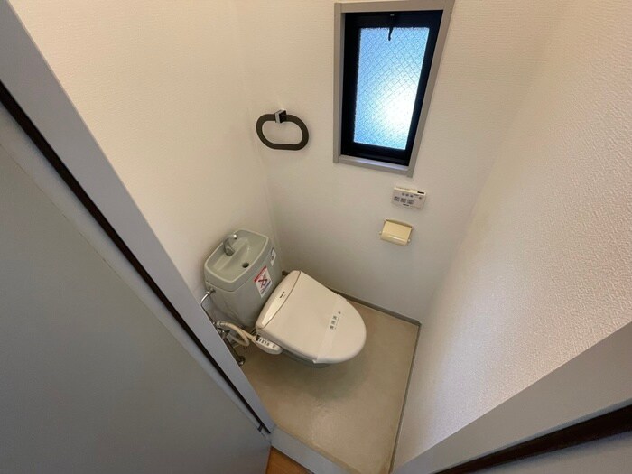 物件内観写真15　(トイレ)