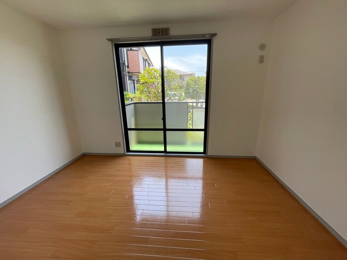 物件内観写真16　(居室)