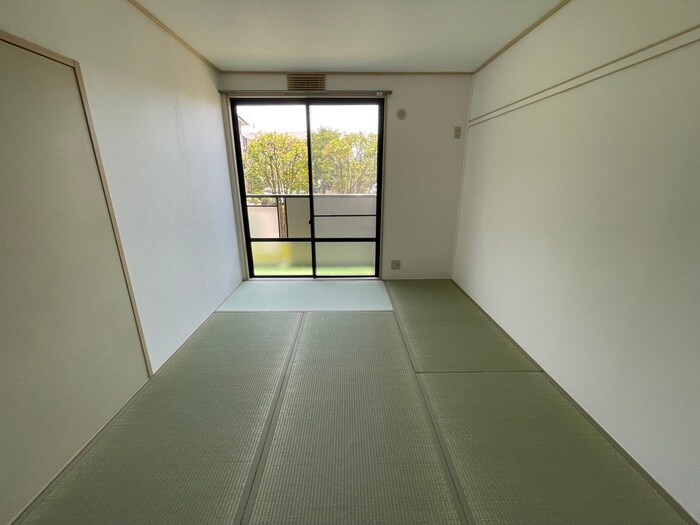 物件内観写真17　(居室)