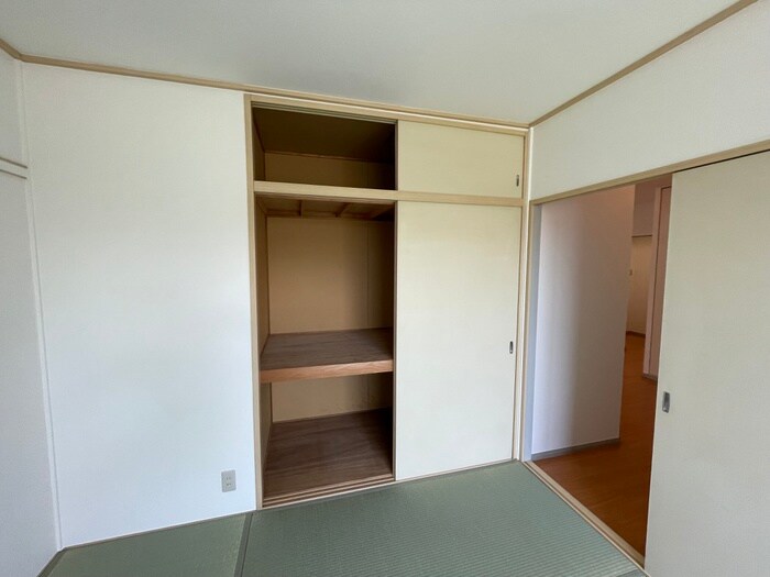 物件内観写真21　(収納)