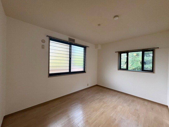 物件内観写真9　(居室)