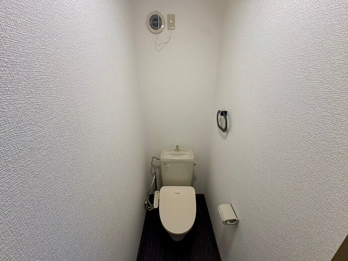 物件内観写真13　(トイレ)