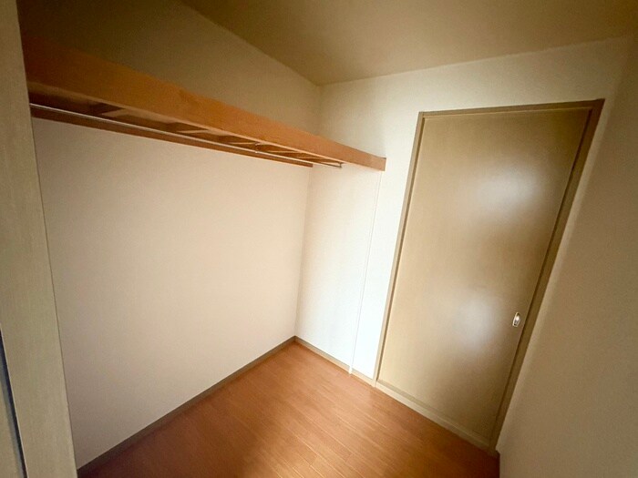 物件内観写真15　(収納)