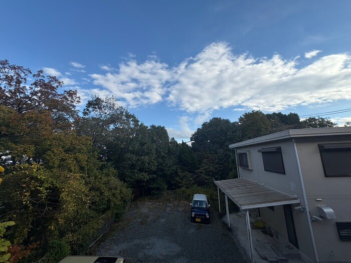 物件内観写真17　(室内からの展望)