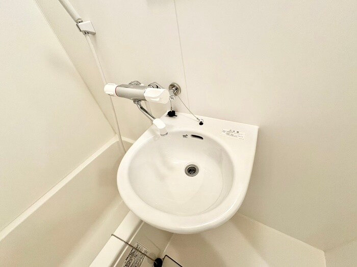 物件内観写真7　(洗面)