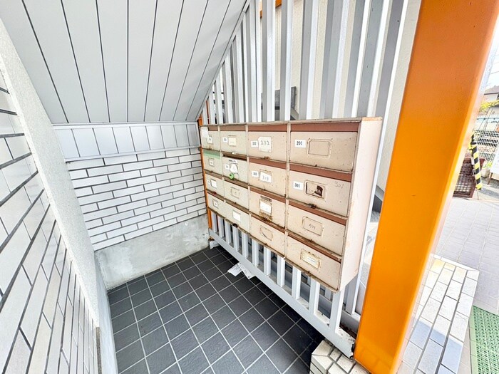 物件外観写真4　(建物設備)