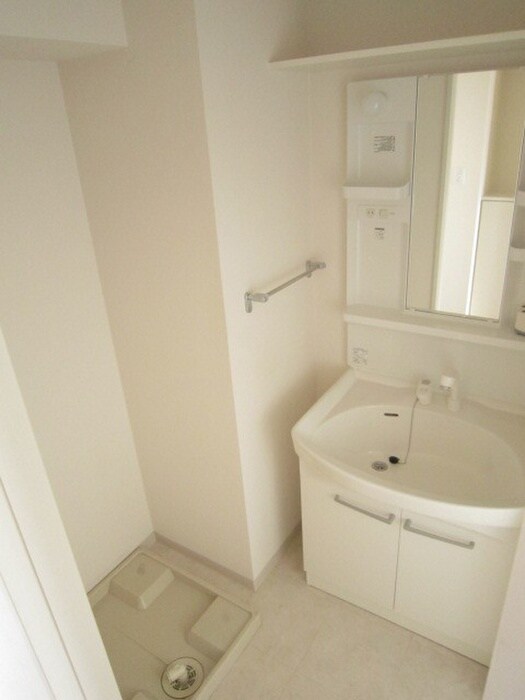 物件内観写真12　(洗面)