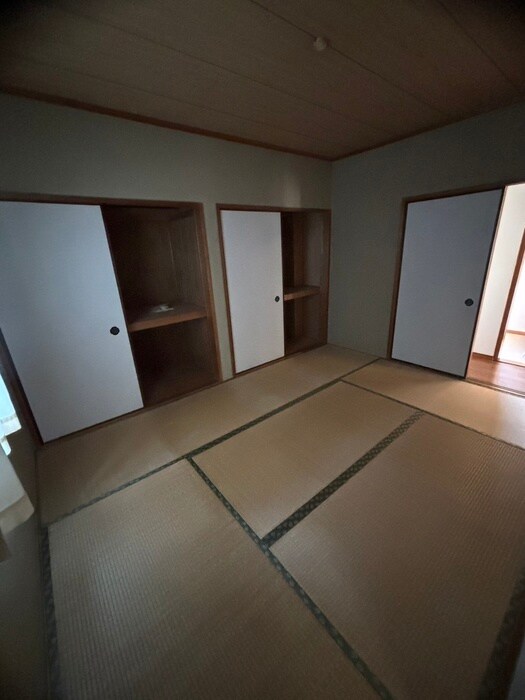 物件内観写真16　(居室)