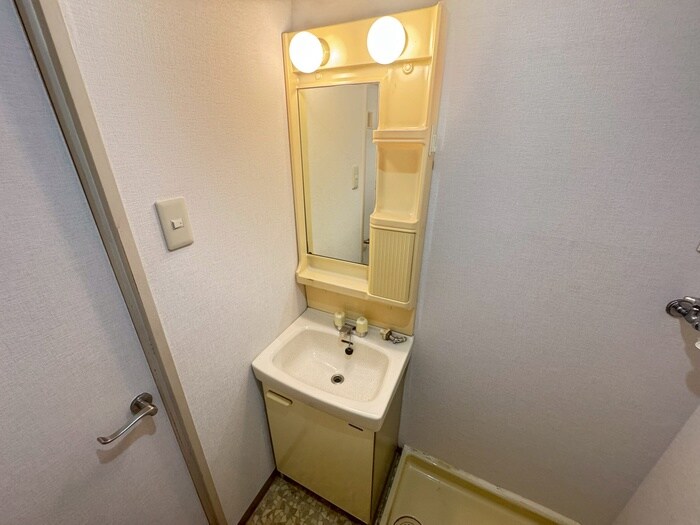 物件内観写真11　(洗面)