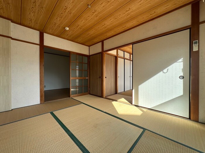 物件内観写真12　(居室)