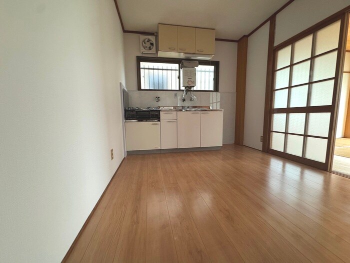 物件内観写真18　(廊下)