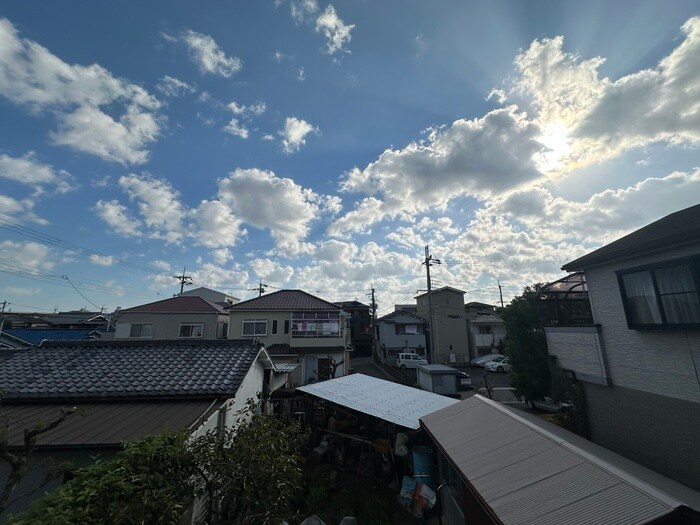 物件内観写真18　(室内からの展望)