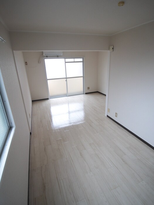 物件内観写真12　(居室)