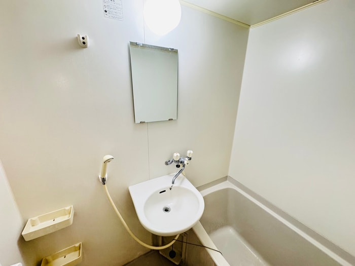 物件内観写真12　(洗面)