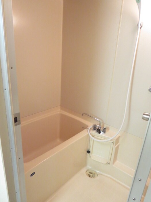 物件内観写真12　(バス／シャワールーム等)