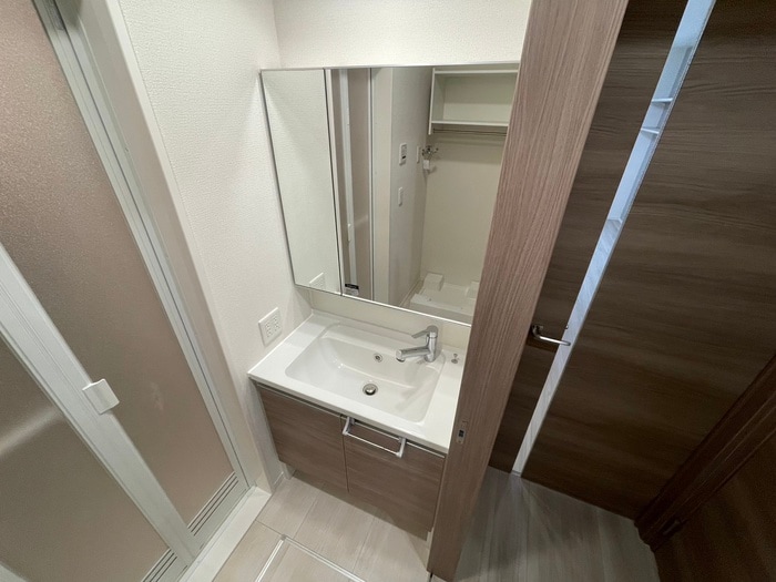 物件内観写真12　(洗面)